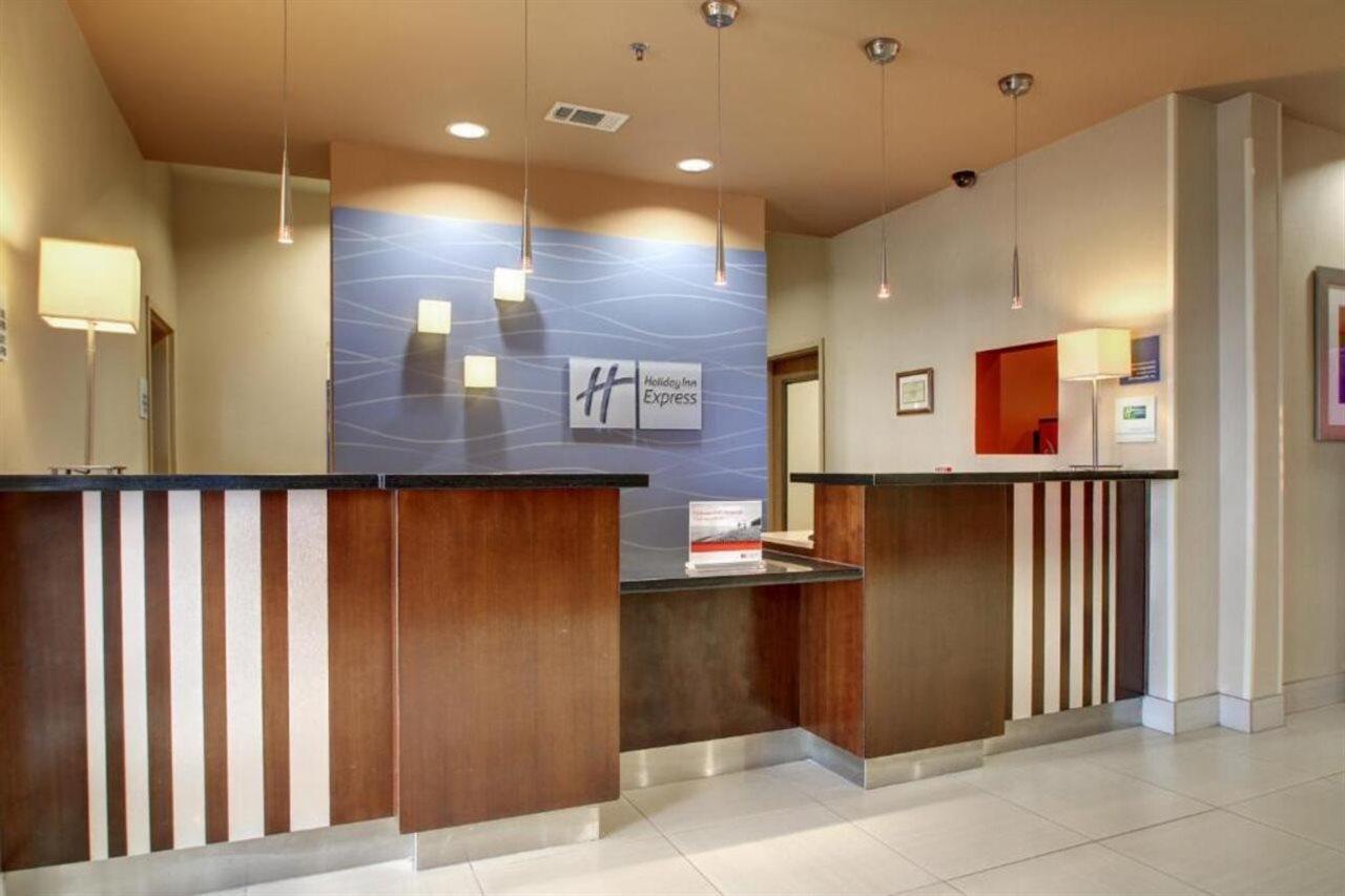 Holiday Inn Express Winona By Ihg Екстериор снимка
